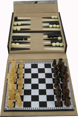 GAM05 - Draughts/Chess/Backgamon Travel Set in Black PU Case 16.7 x 18.2 x 3cm 